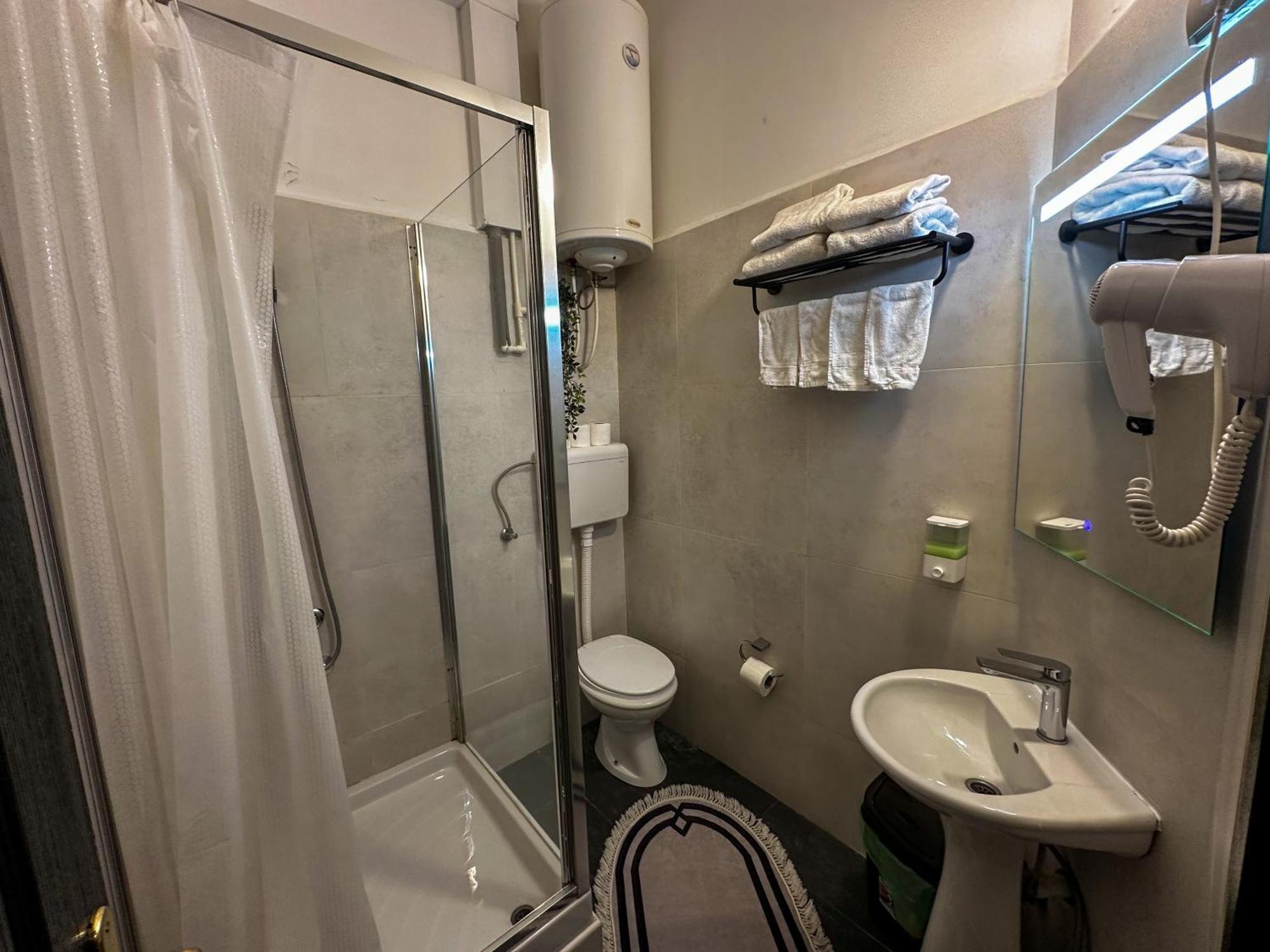 The Only One Apartments Nis Ngoại thất bức ảnh